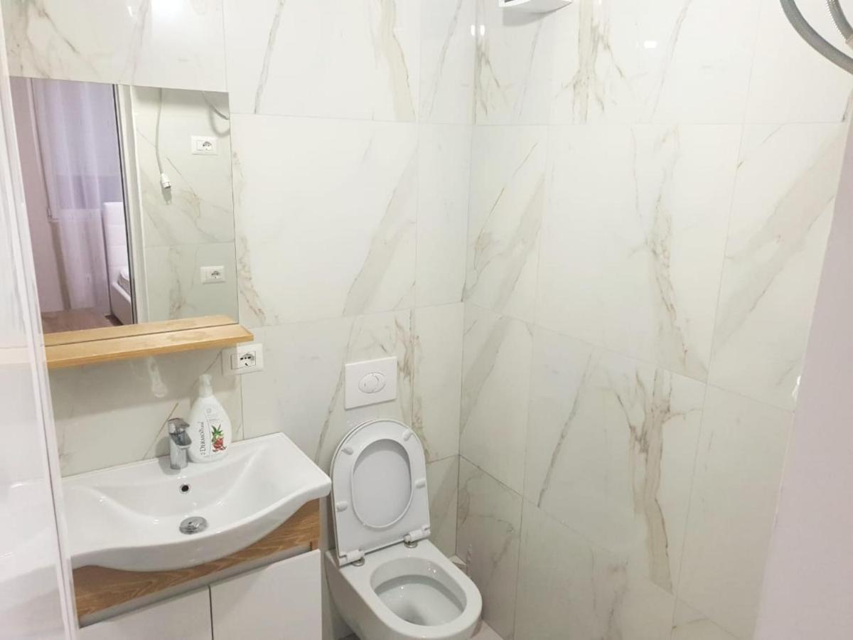 Lovely Apartment On Tirana City Center Esterno foto